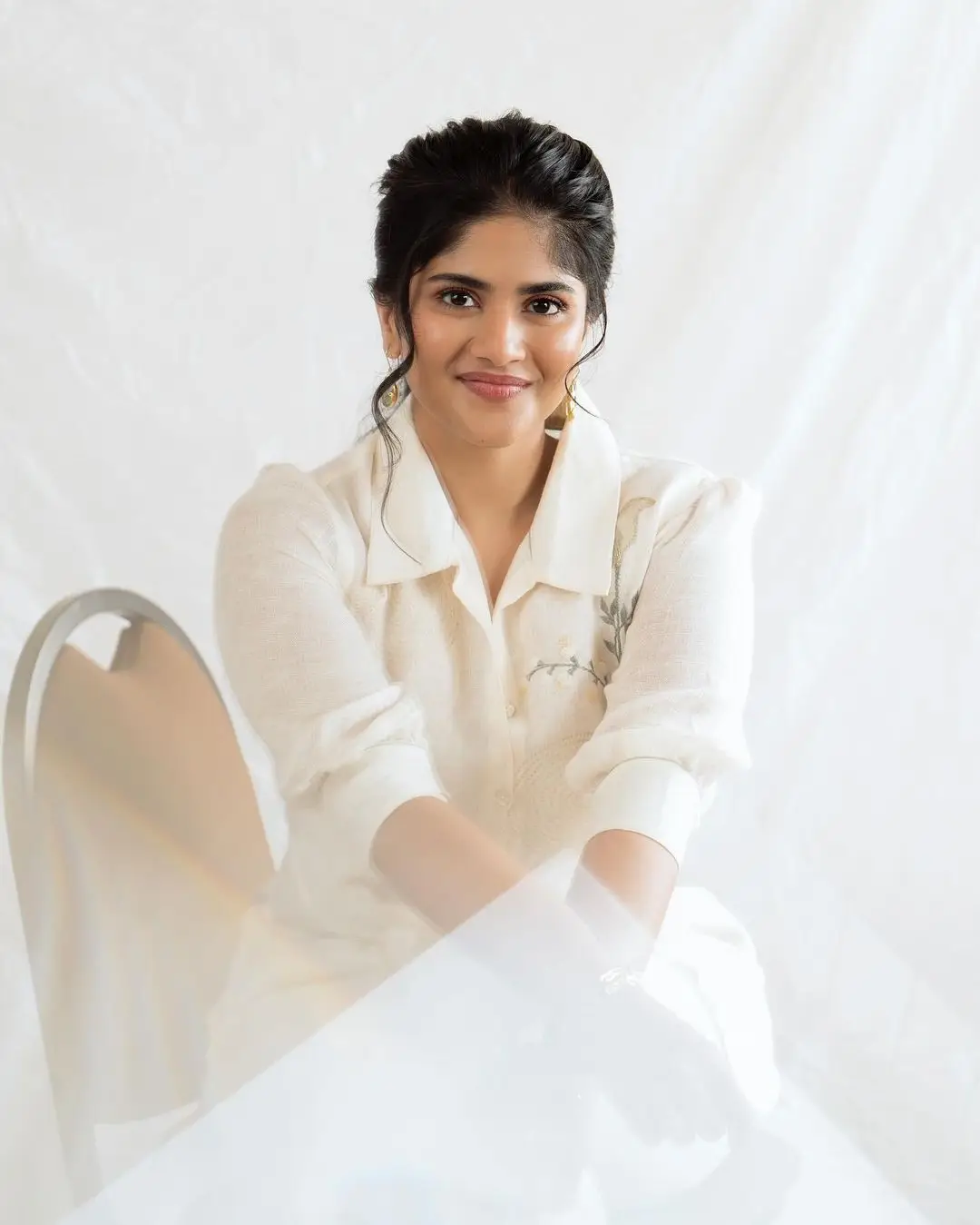 malayalam actress megha akash in white top pant